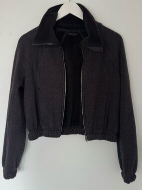 Lululemon Cropped Full Zip